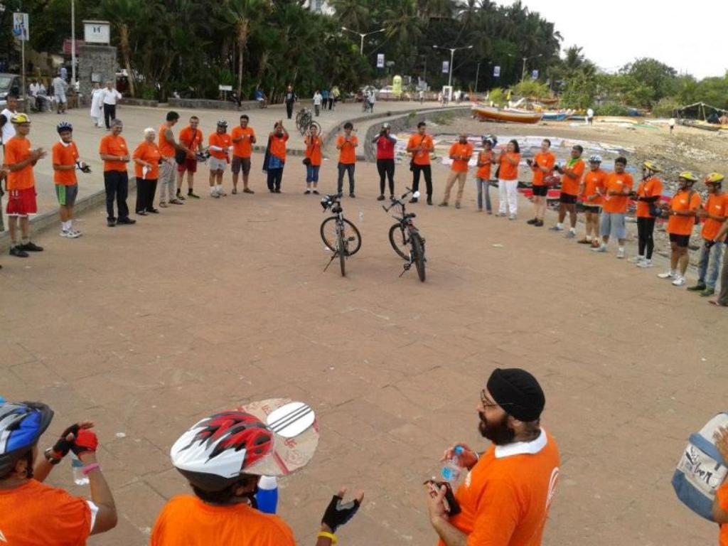 Human Chain at MS Cycle Rally